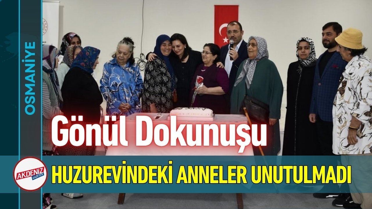 Huzurevindeki Annelere Anneler Günü Ziyareti